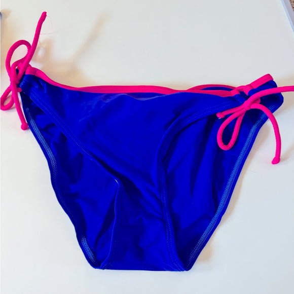 SO size medium bikini top and bottom - Picture 3 of 6